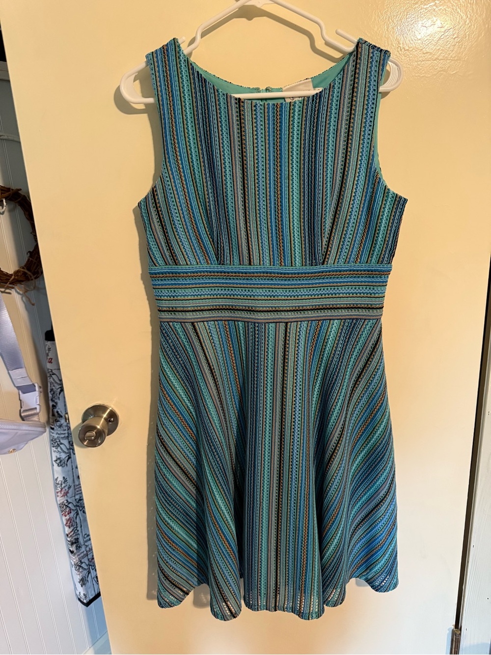 J Taylor size 8 Dress - structured, mod-preppy, earthy tones, open crochet